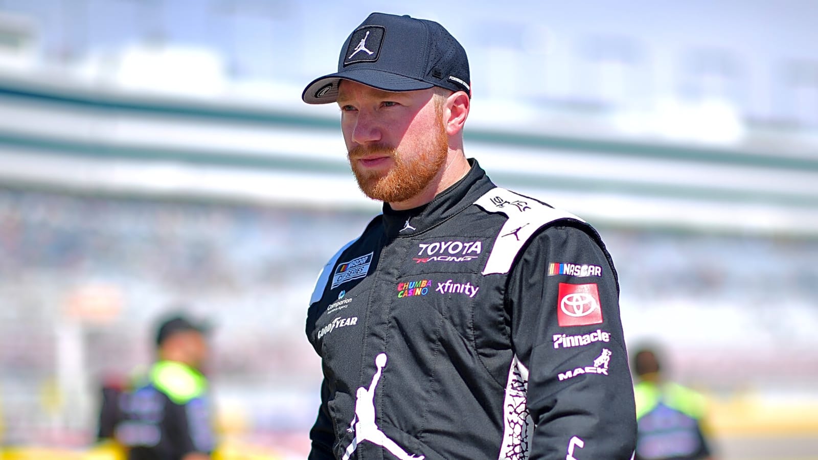 Who advanced to the second round of NASCAR's In-Season Challenge