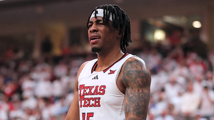 Texas Tech dealt probable fatal blow to national title hopes with JT Toppin injury