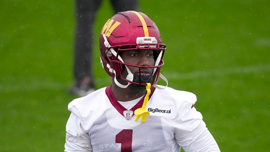 Should this AFC West team pursue Deebo Samuel?