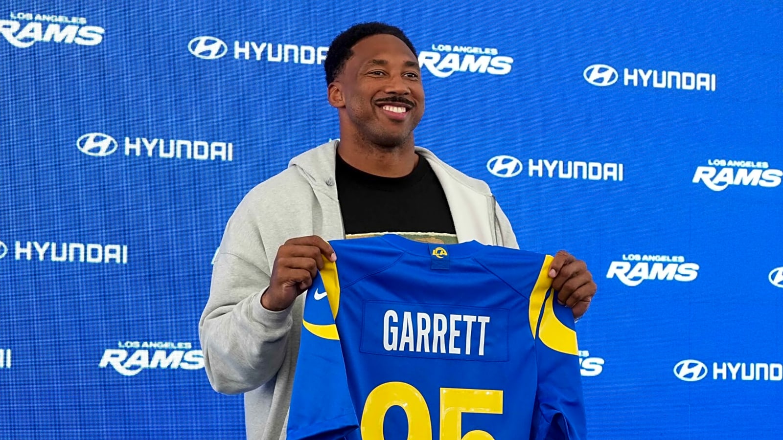 Rams announce unique jersey offer following Myles Garrett trade