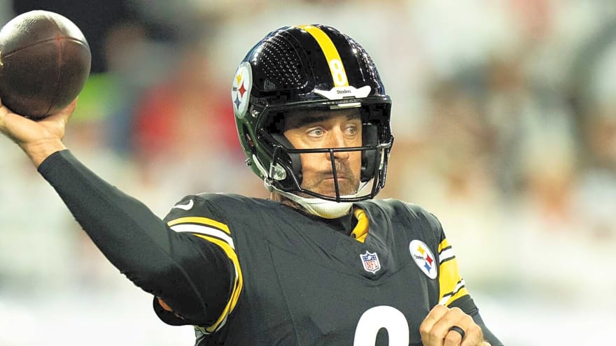 Has Aaron Rodgers surprised NFL executives early into Steelers stint?