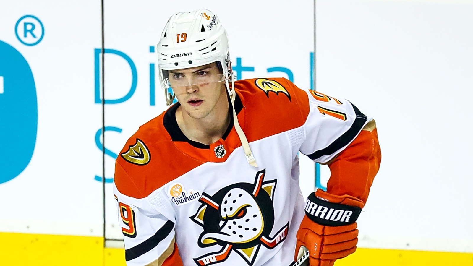 Anaheim Ducks reportedly place 37-goal scorer on the trade block