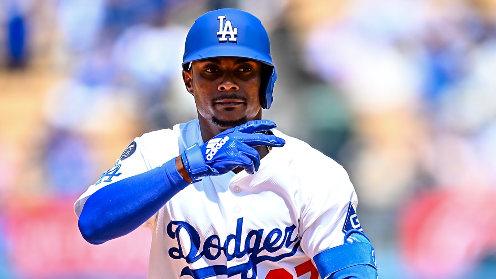 Dodgers To Trade Esteury Ruiz To Marlins