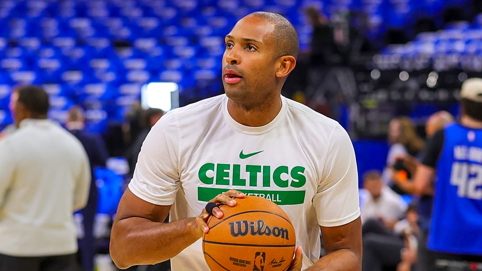 Hawks reportedly interested in reunion with Al Horford
