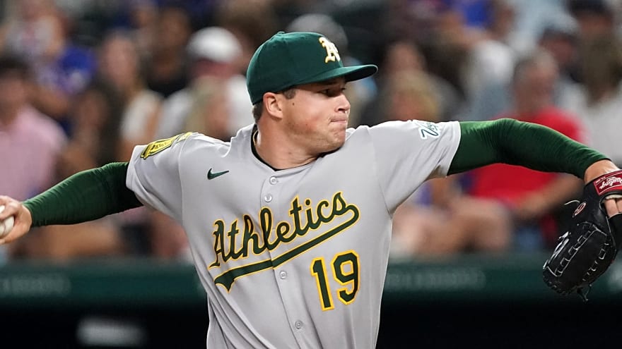 Padres make blockbuster deal for A's closer