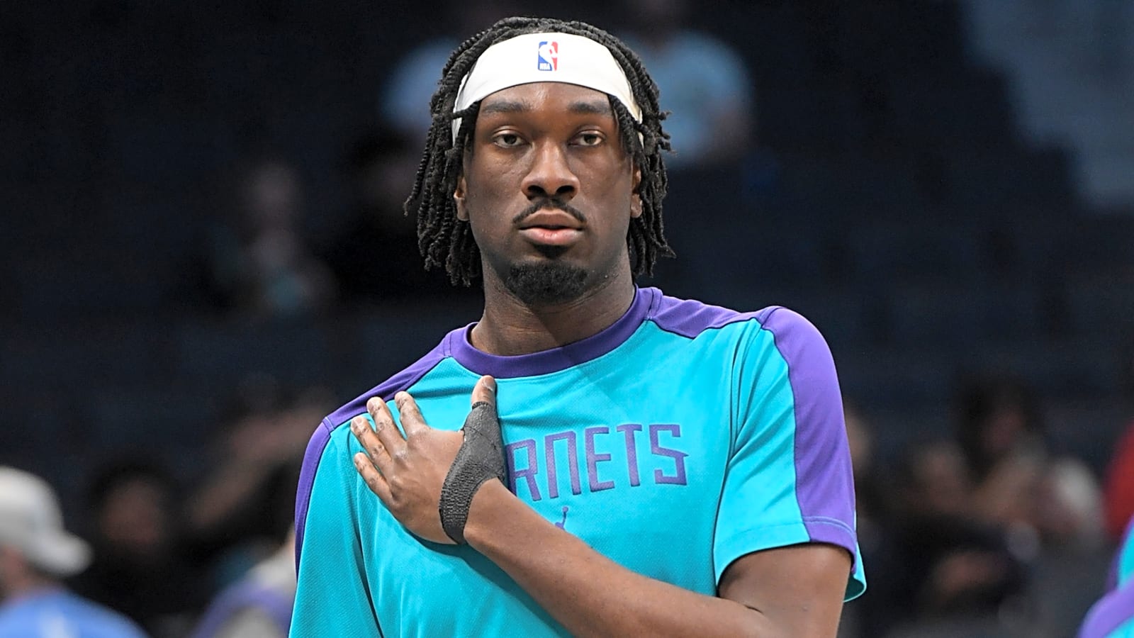 Charlotte Hornets trade Mark Williams to Phoenix Suns during 2025 NBA Draft