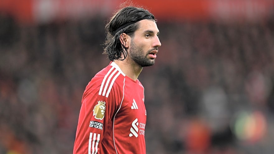 Dominik Szoboszlai explains his theory on why he thinks Arne Slot deploys him at right-back