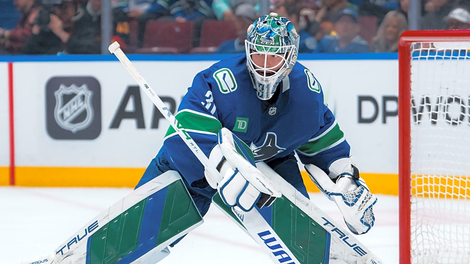 Canucks Trade Arturs Silovs to Penguins For Chase Stillman