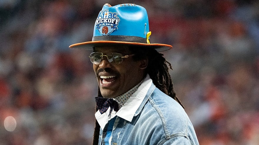 Cam Newton sends message to Falcons amid QB uncertainty