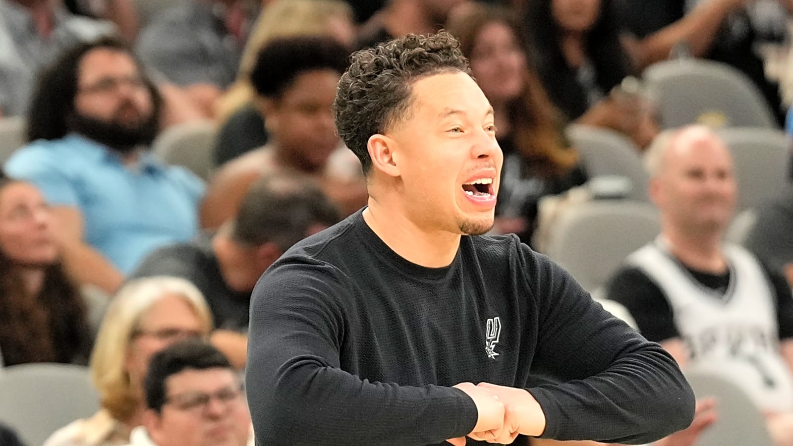 Spurs HC Mitch Johnson receives multiyear commitment from team