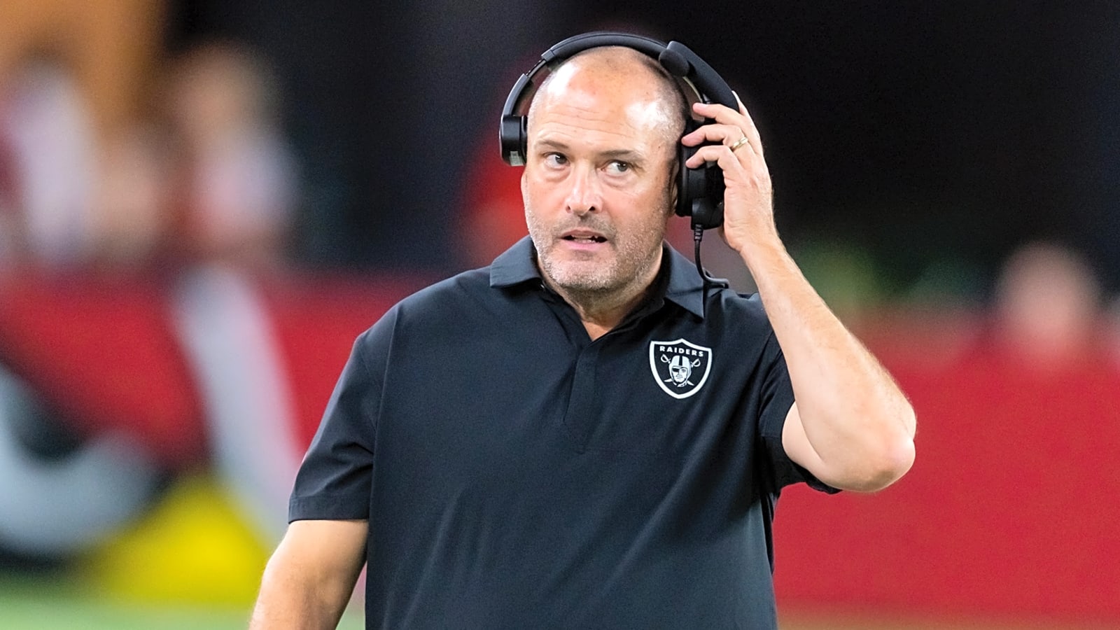 Raiders fire key member of coaching staff after latest loss