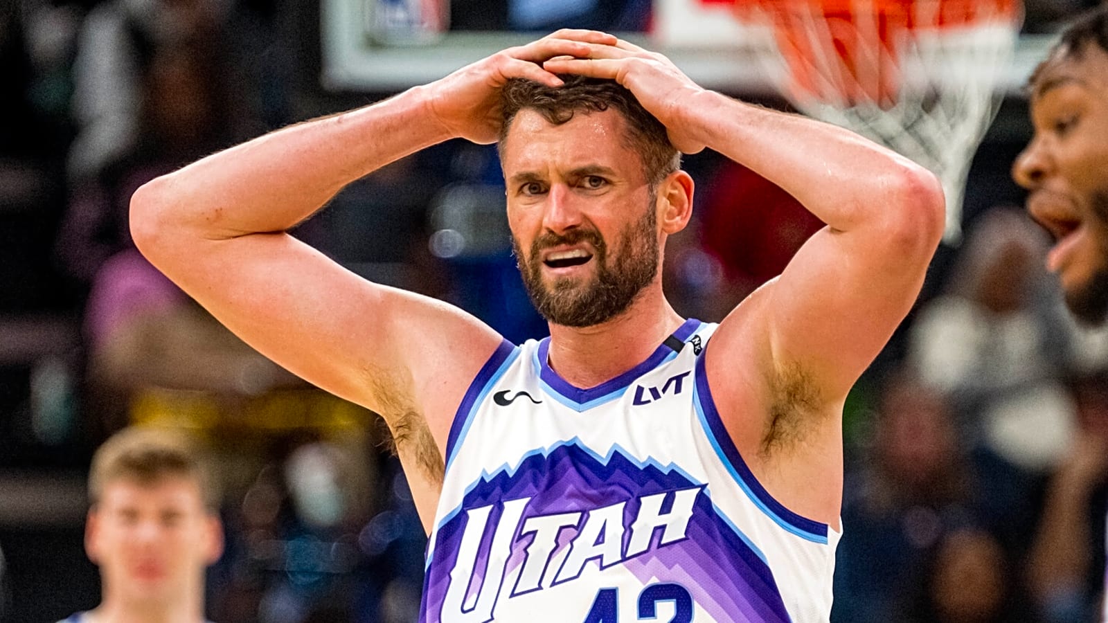 Love, actually: Jazz veteran shoots down Grizzlies