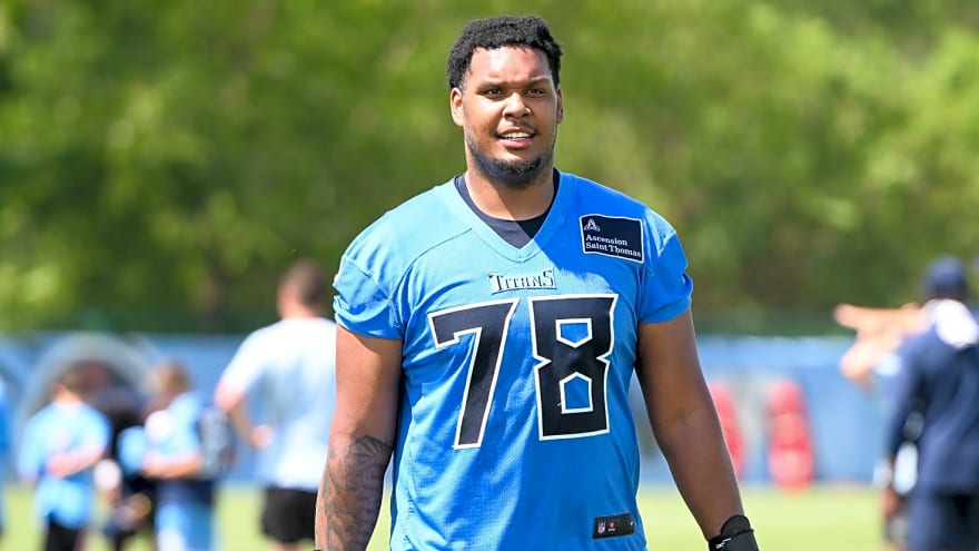 Titans Sign Two To Practice Squad, Release One