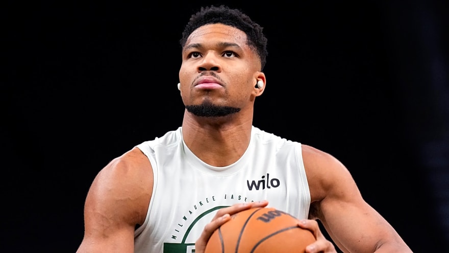 Antetokounmpo makes feelings on future clear ahead of trade deadline