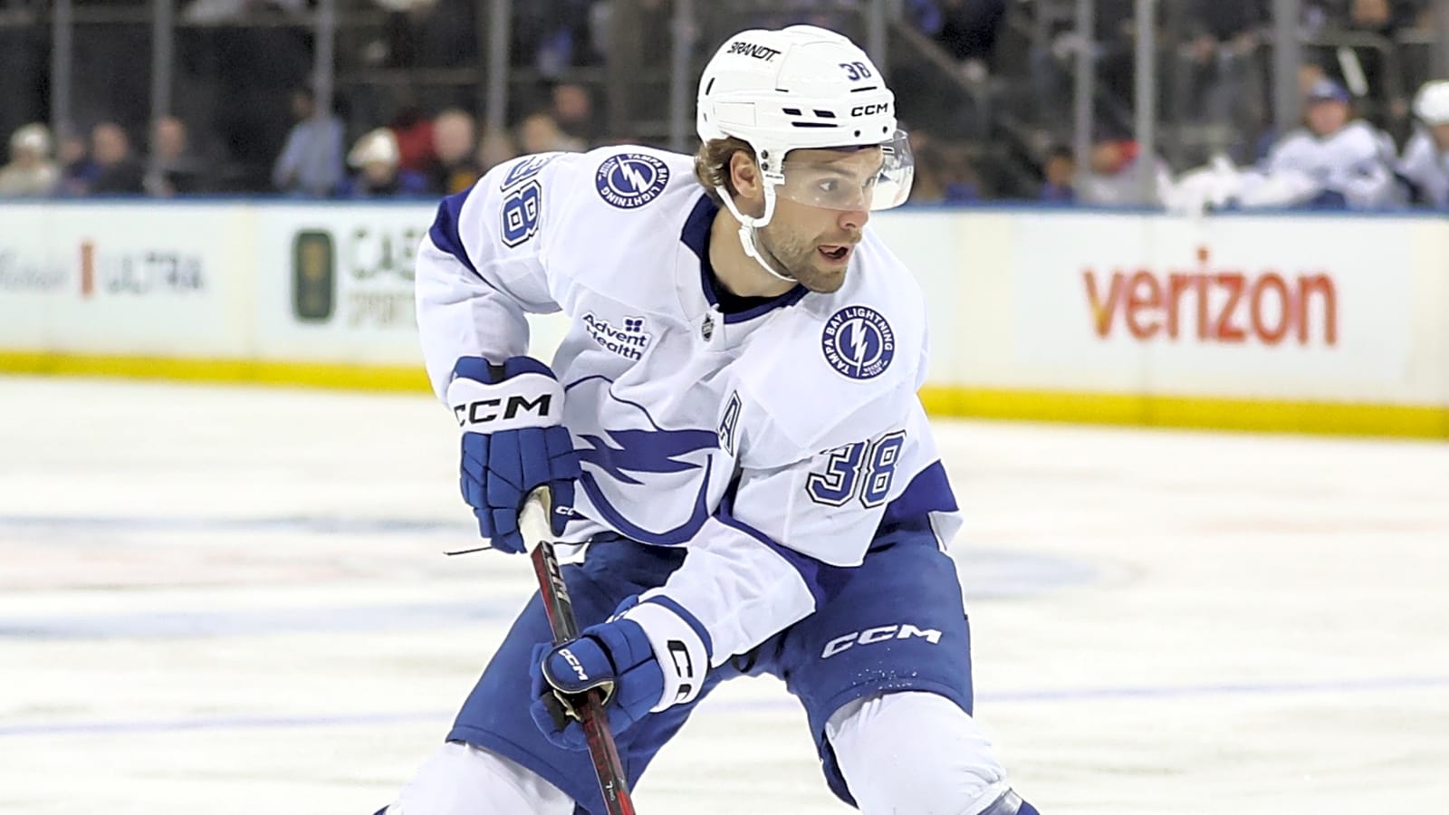 Lightning Extend Streak With 4-1 Win Over Rangers