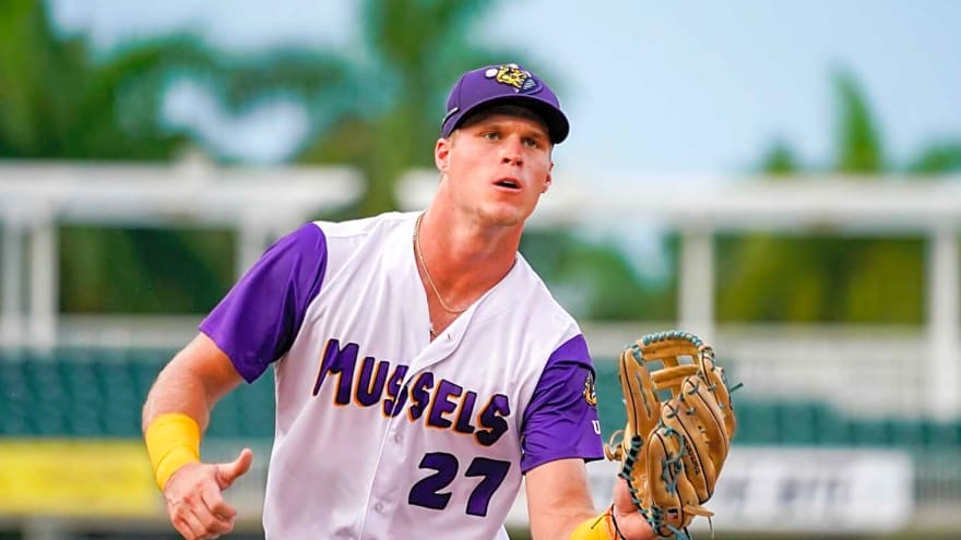 Report: Twins calling up top prospect Walker Jenkins, debut expected Friday