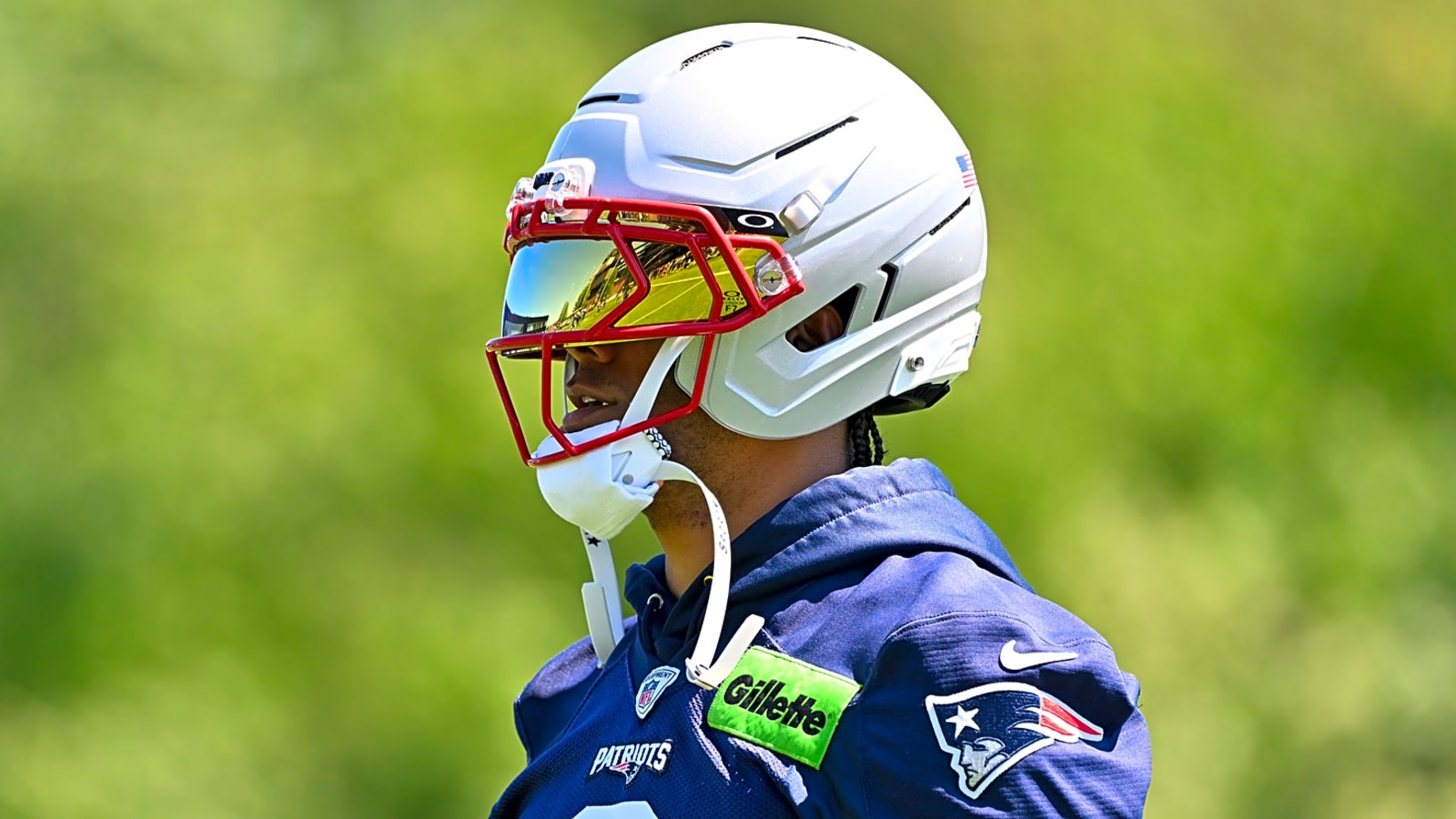 Gonzalez is getting 'bad signs' about Patriots contract extension
