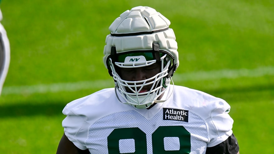 NFL Suspends Bills DT Phidarian Mathis