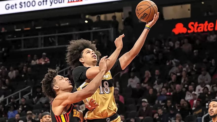 Wizards Sophomore To Miss Rest Of Season With Elbow Injury