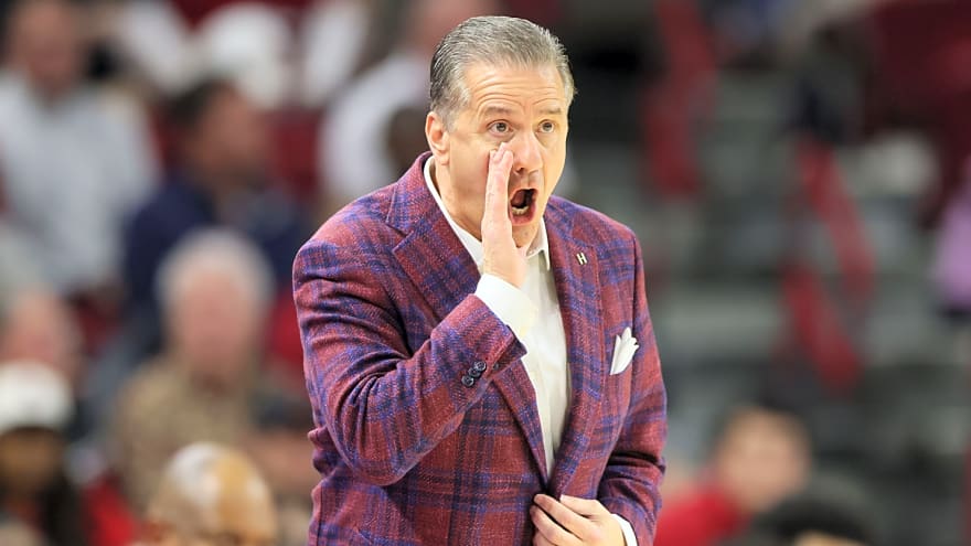 No. 17 Arkansas at No. 21 Georgia takeaways: Another slow road start dooms Razorbacks