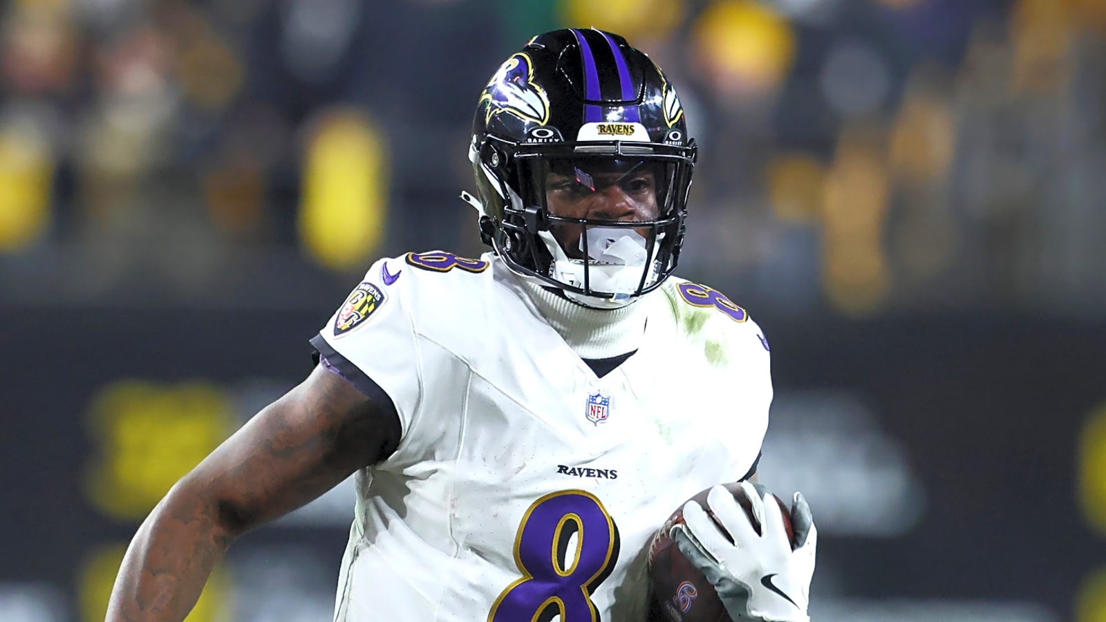 Ravens' Lamar Jackson has one major reason to wait for contract extension
