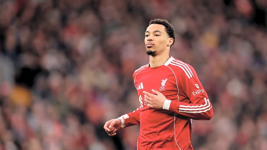 Liverpool team news v Arsenal: Hugo Ekitike misses out as Slot makes one change in midfield