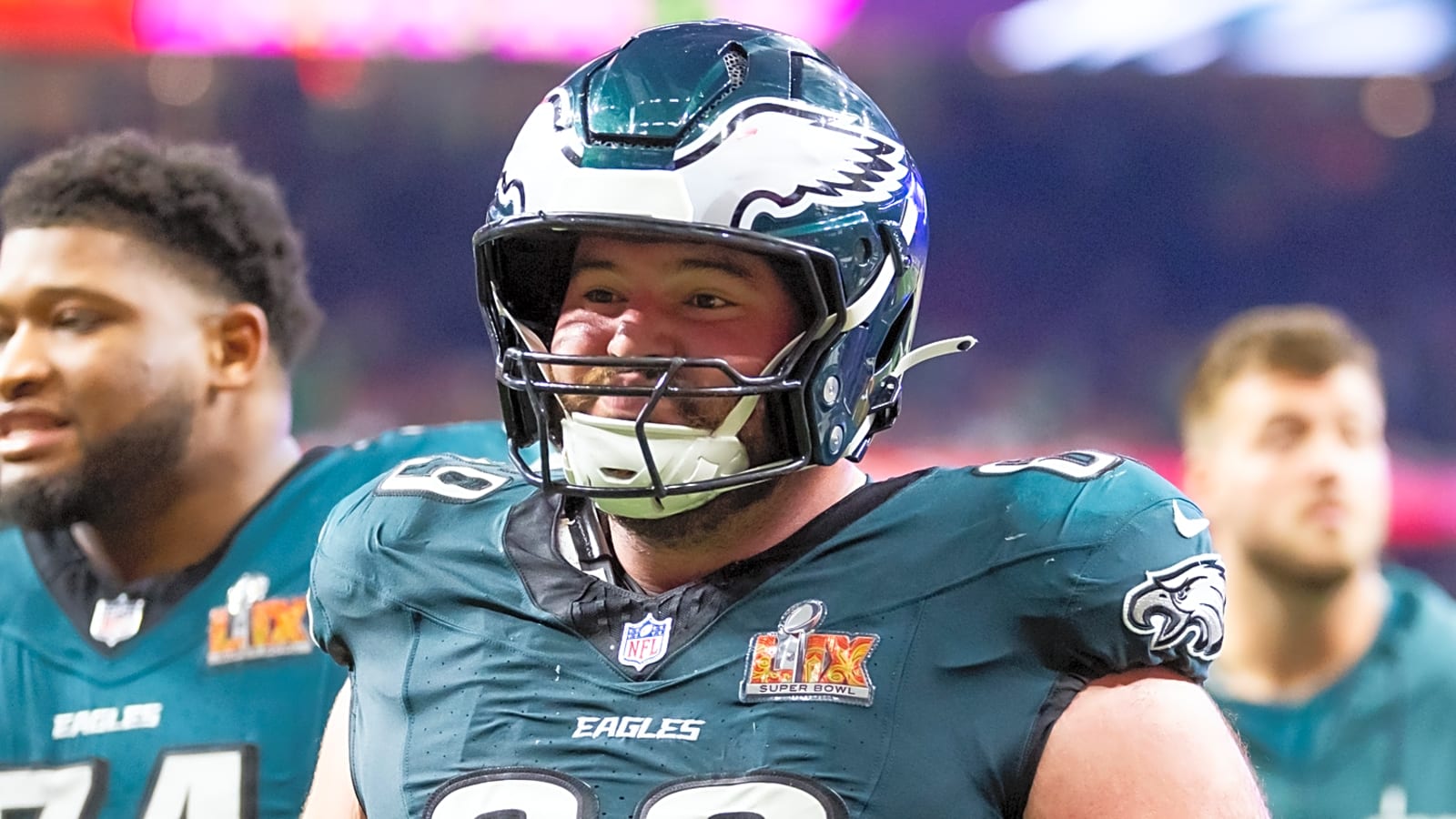 Eagles LG Landon Dickerson Coming Back For 2026