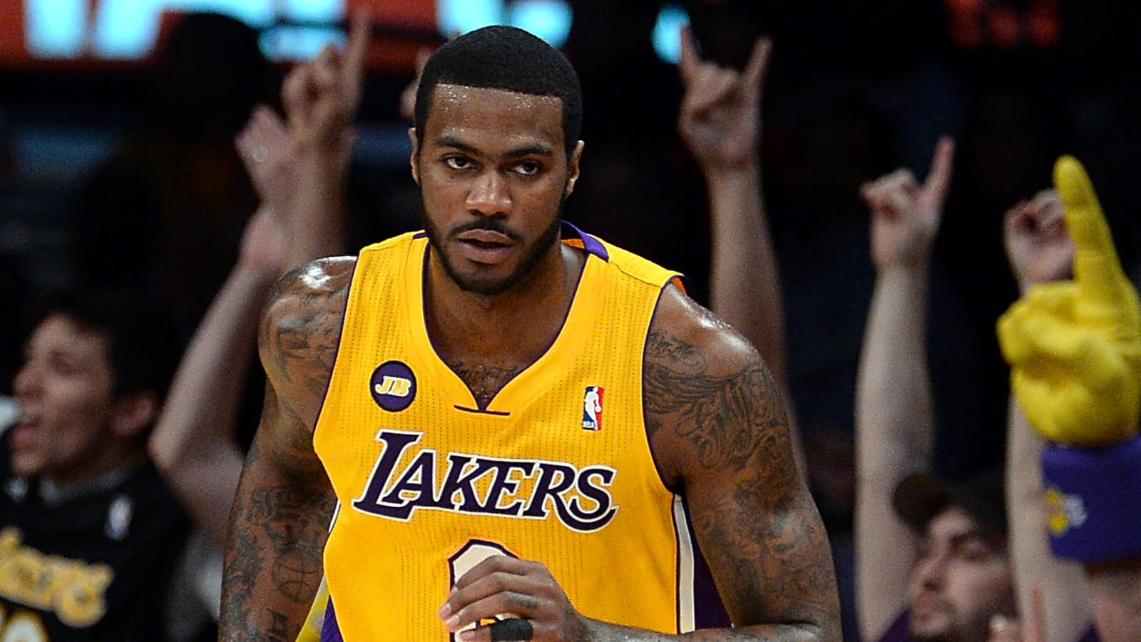 Earl Clark: ‘I’ll ALWAYS Be a Laker’ Point Forward Discusses Kobe, Kyrie, LeBron, Big 3 & Finding His Way in the League