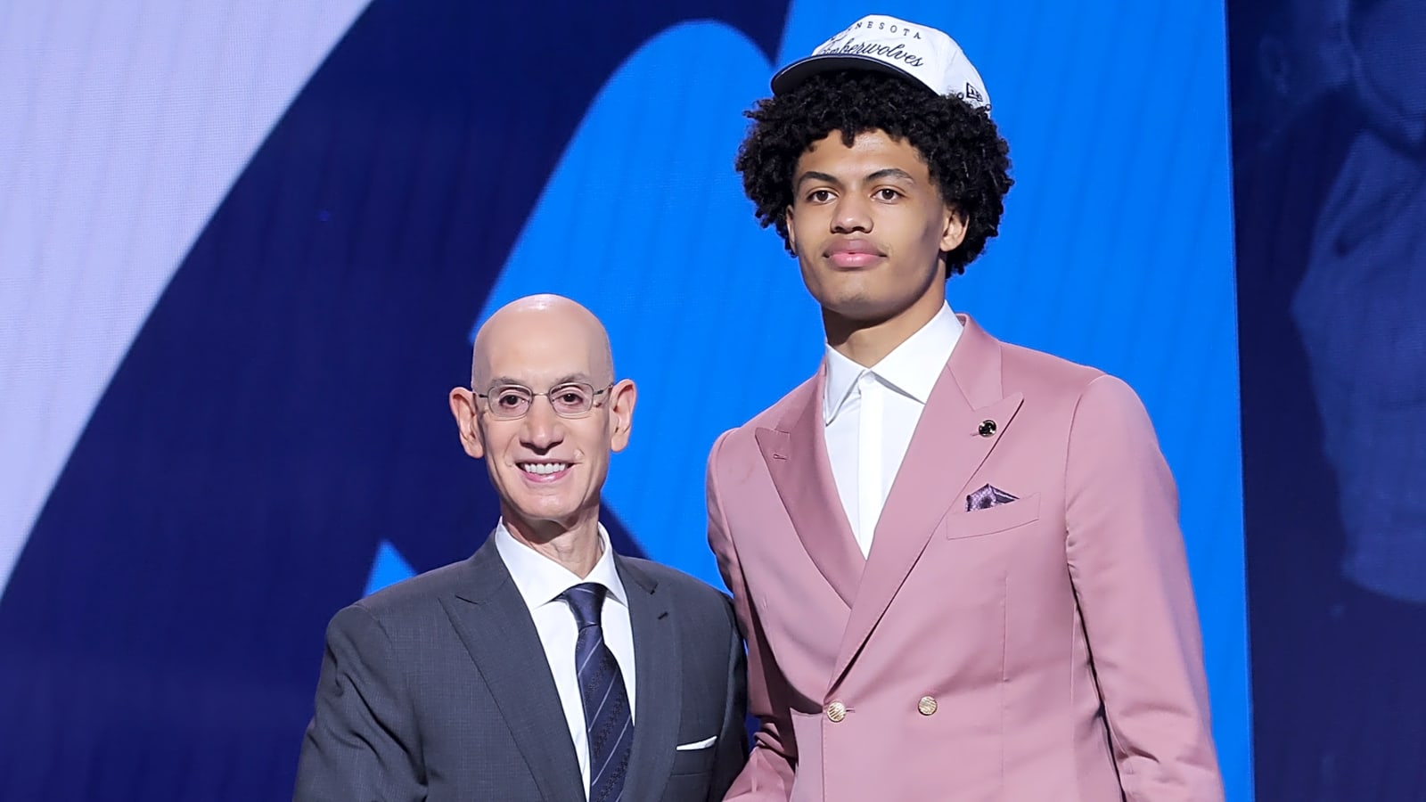 Timberwolves take top international big man at No. 17