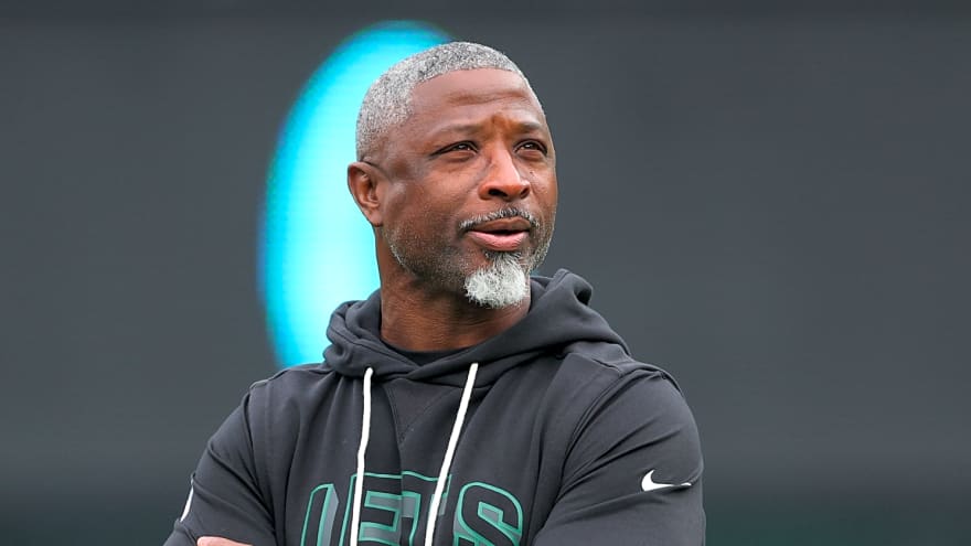 Jets HC Aaron Glenn issues warning to team after latest loss