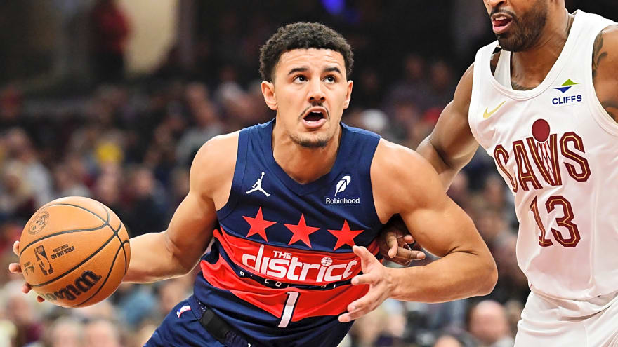 Bucks agree to deal with former lottery pick