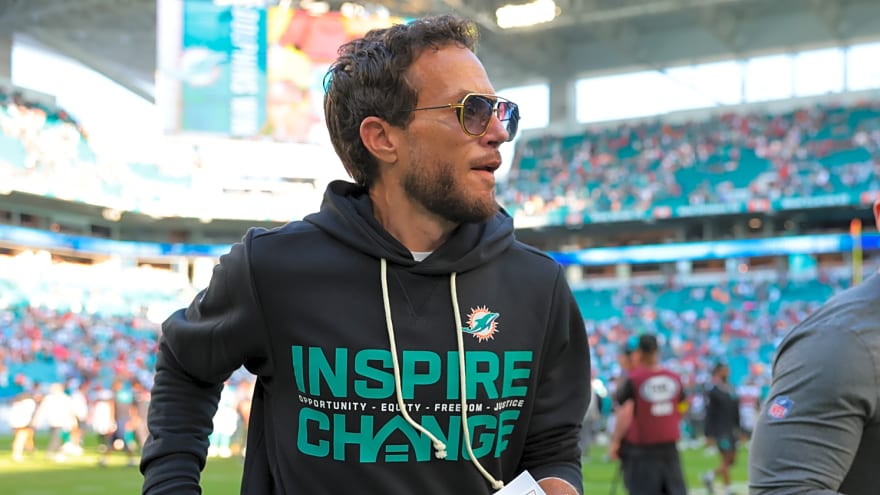 Falcons Interviewed Mike McDaniel For HC Position