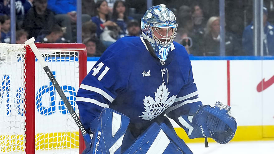 Maple Leafs facing pressure as starting goalie rips teammates