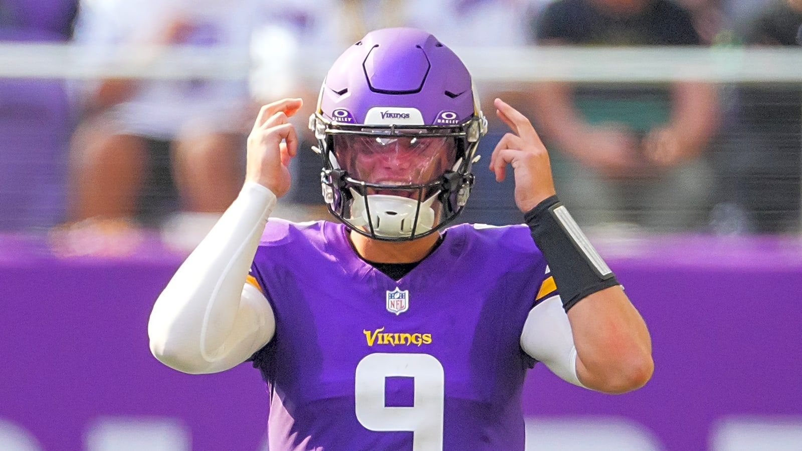 J.J. McCarthy sends strong message about if he's ready to start