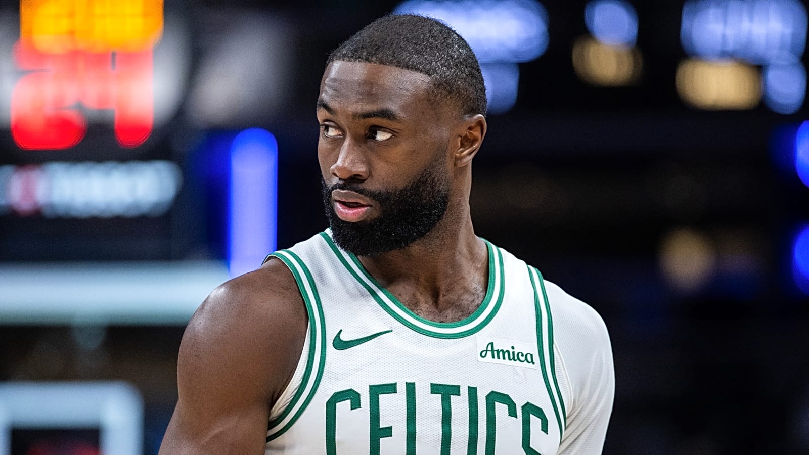 Jaylen Brown sacrifices chance to break Larry Bird record in win