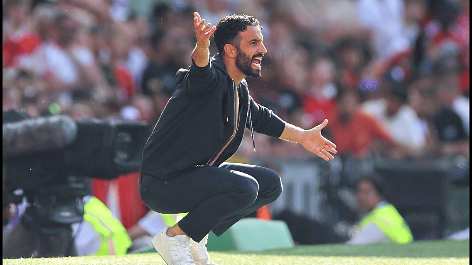 Amorim faces harsh criticism over decision-making in opening-day loss to Arsenal