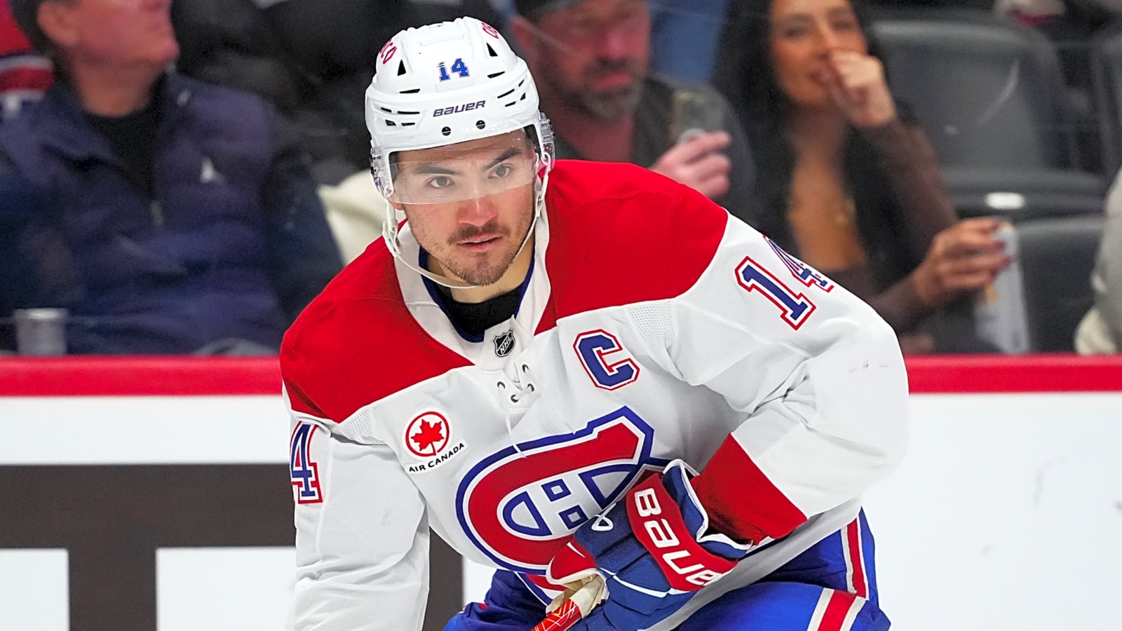 Canadiens HC Martin St. Louis must address Nick Suzuki problem