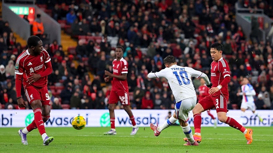 Micah Richards defends Arne Slot after Crystal Palace loss