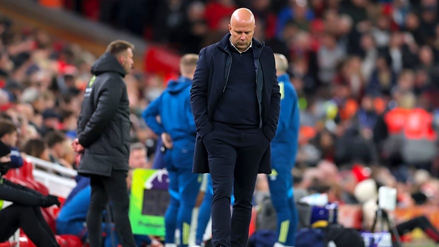 Slot pens emotional warning to Liverpool players ahead of PSV clash