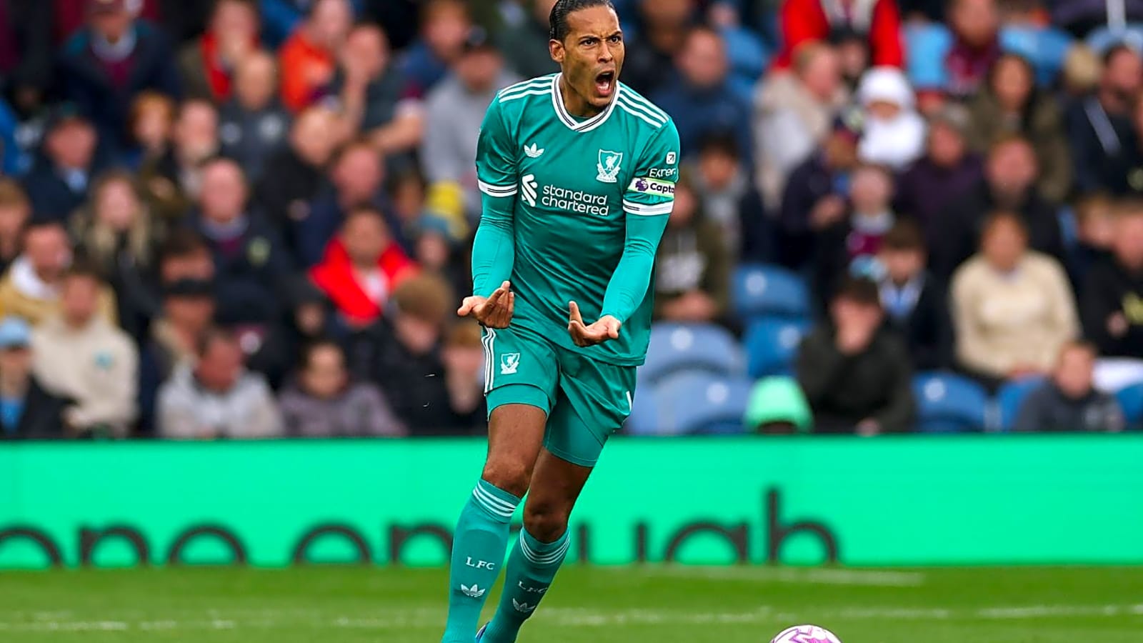 Van Dijk urges Anfield to become fortress again ahead of Atletico showdown