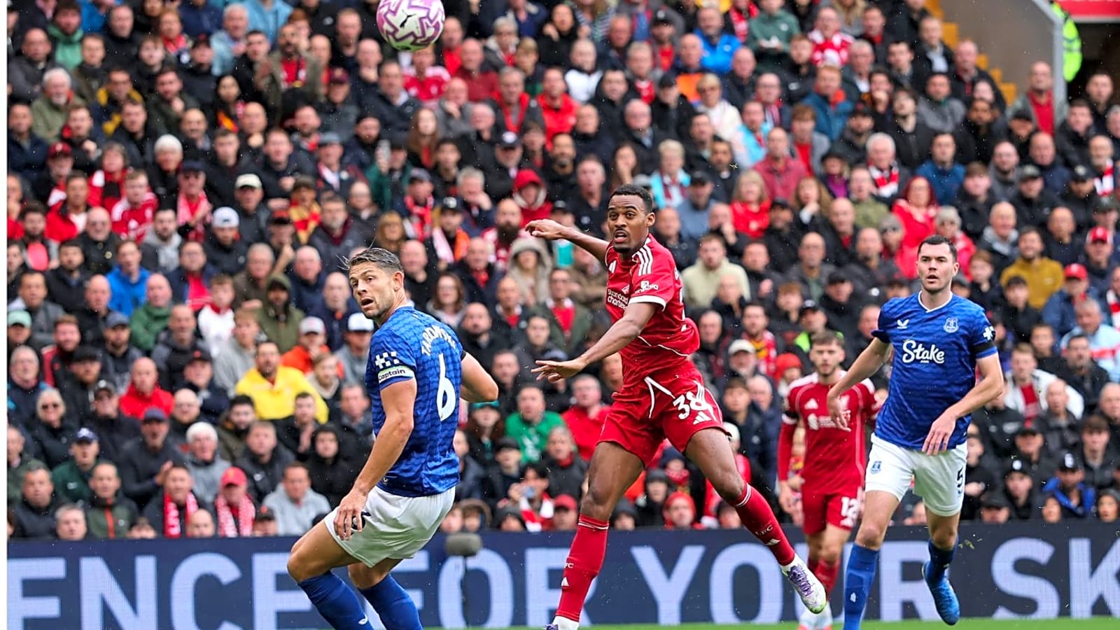 Slot highlights Ryan Gravenberch’s role in win against Everton