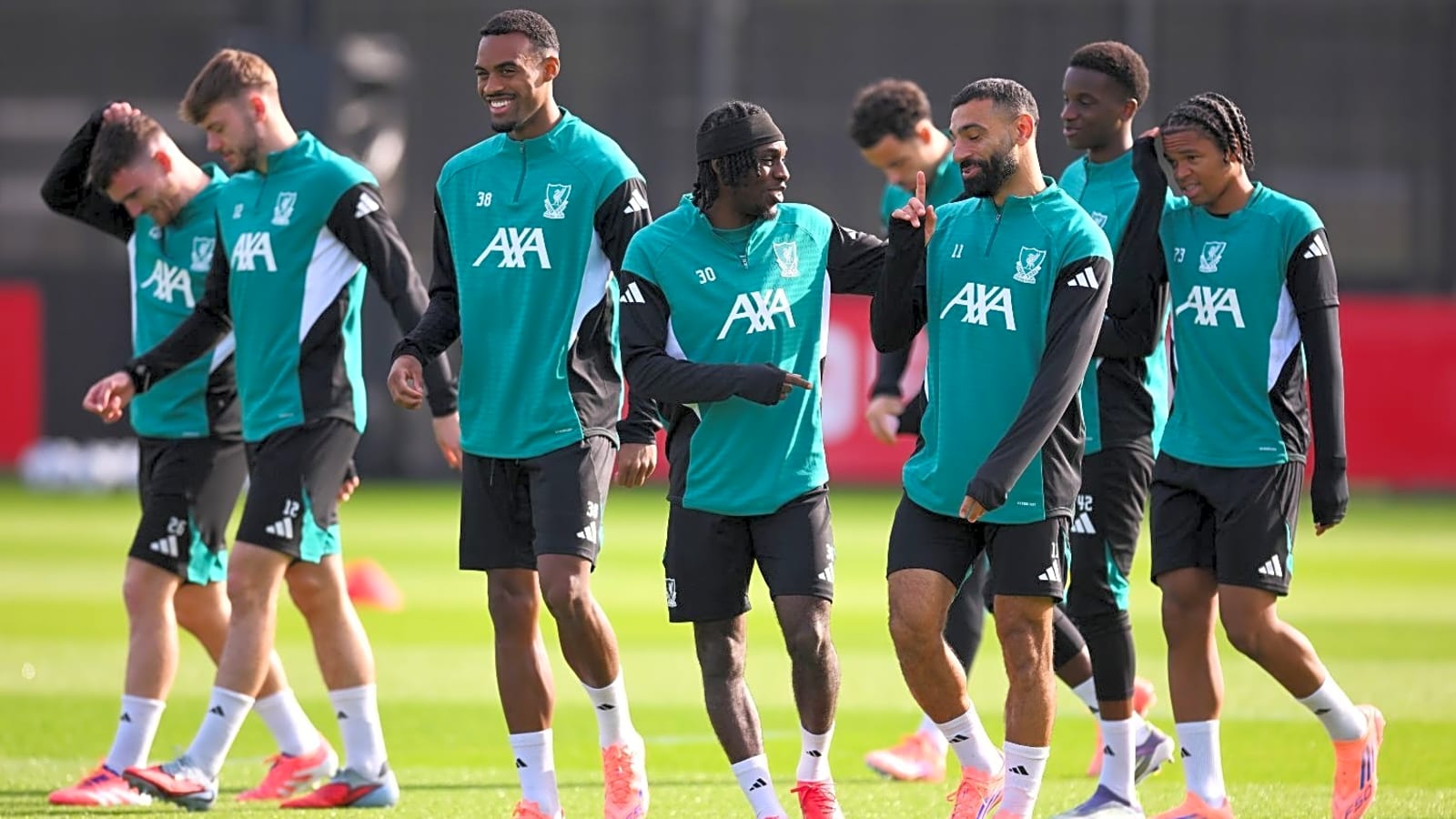 Pearce explains surprise Chiesa omission ahead of Galatasaray clash