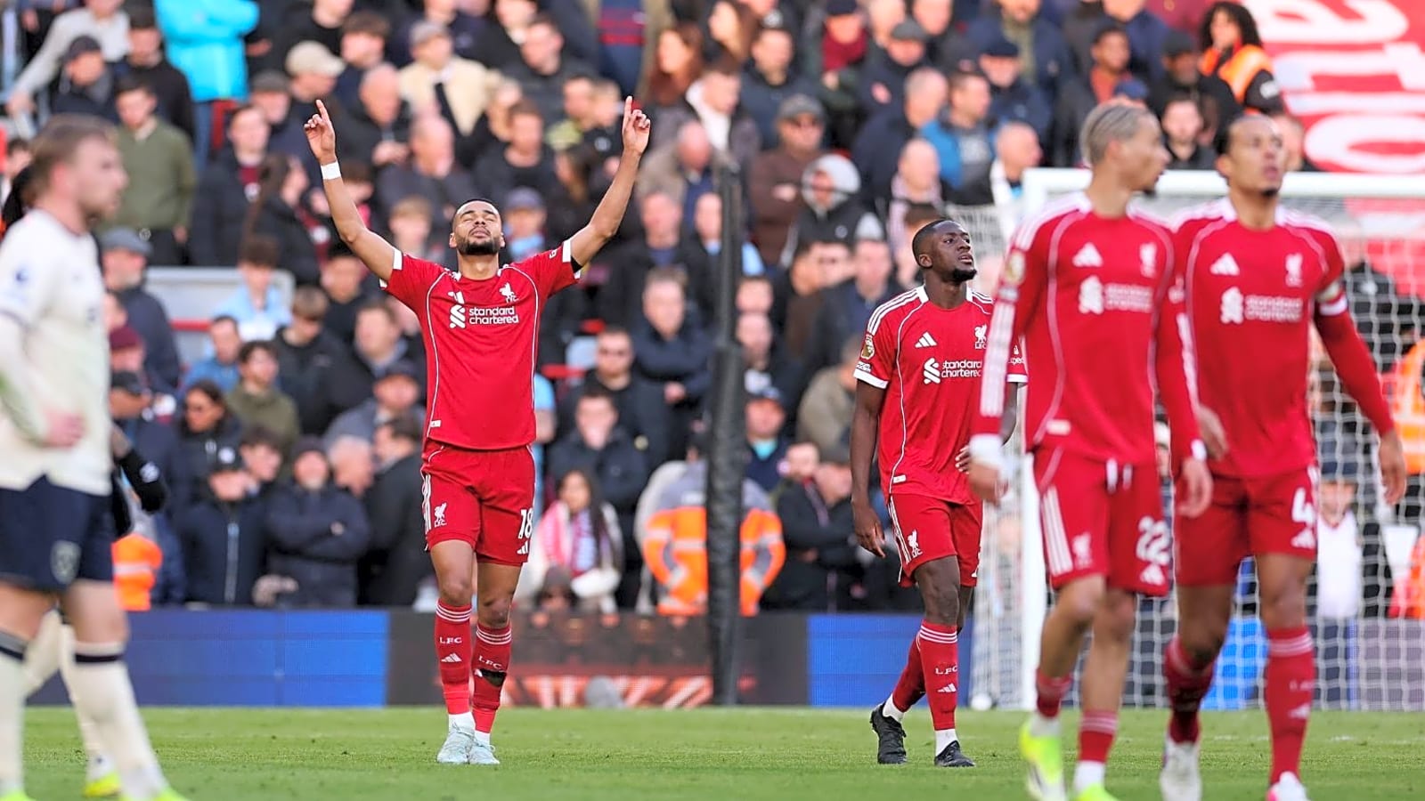 Hargreaves gives Liverpool Champions League verdict and Chelsea warning