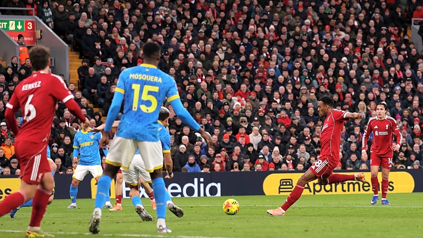 Liverpool shift spotted as BBC pundit highlights Wirtz influence