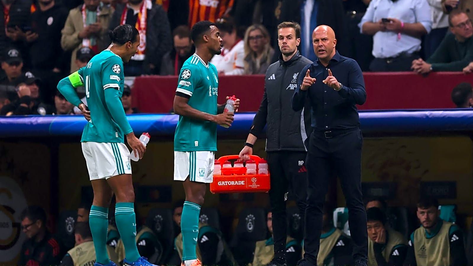 Carragher tells Slot to rip up plans and go back to last season’s Liverpool XI vs Chelsea