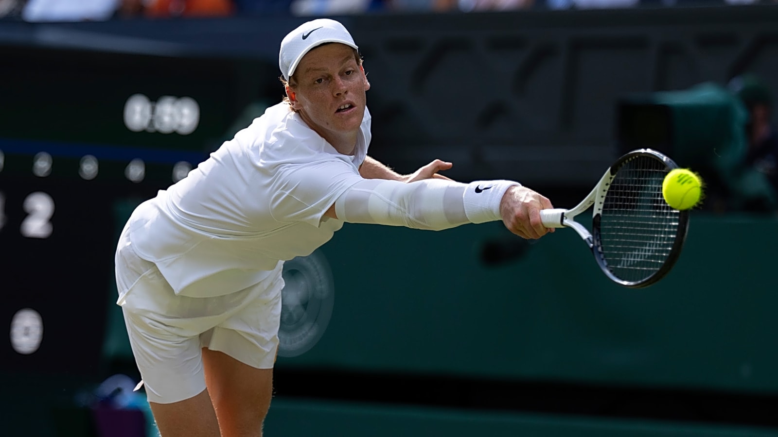 Watch: Jannik Sinner hits Ridiculous Tweener Against Carlos Alcaraz in the Wimbledon Final