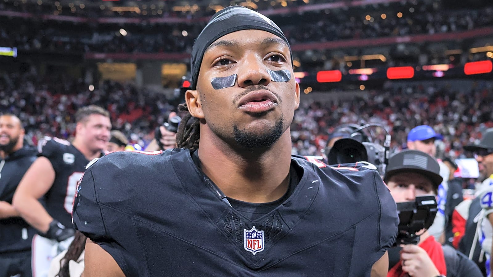 Robinson extension continues curious Falcons offseason strategy