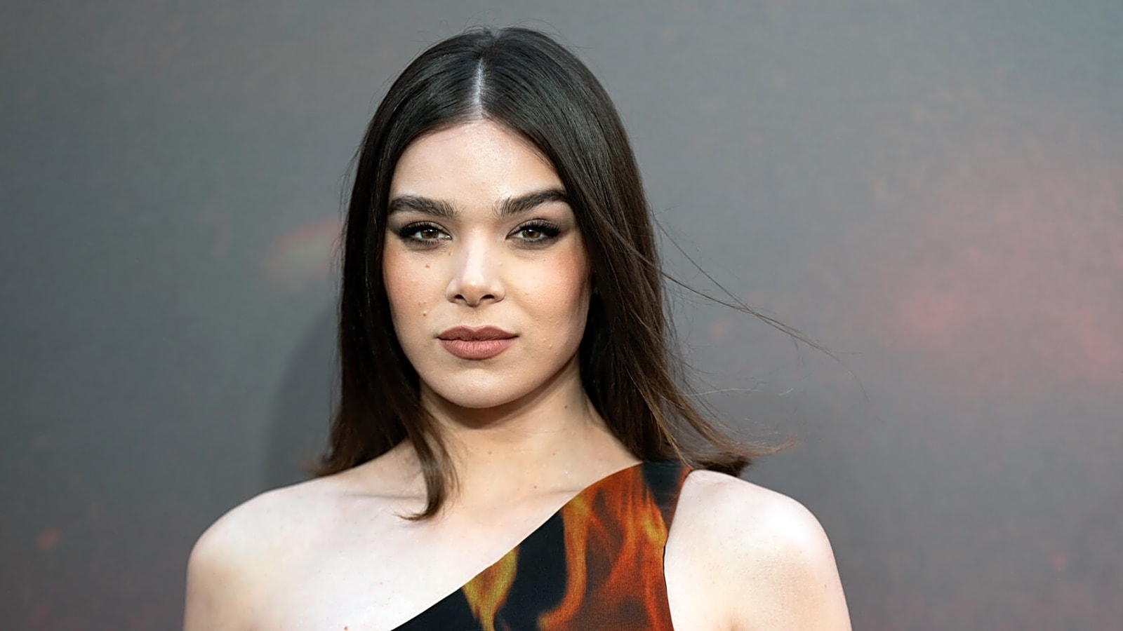 Hailee Steinfeld "would do anything to work more" with this 'Hawkeye' co-star