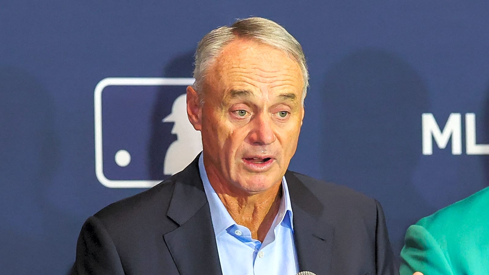 Insider shares new worrisome update about a potential MLB lockout