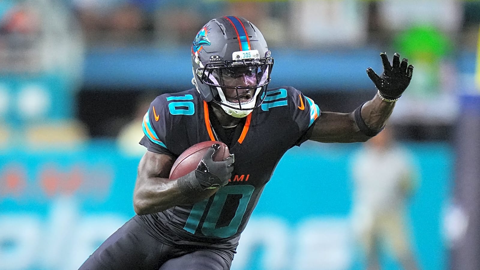 GM shares more bad news for Tyreek Hill about potential return